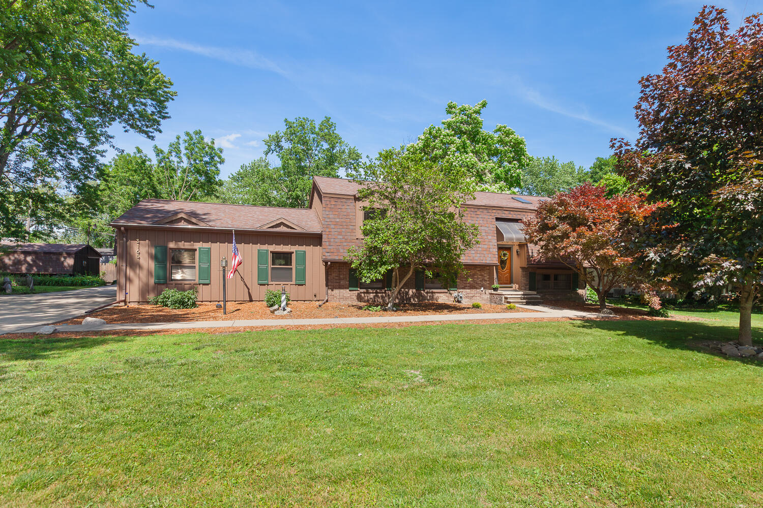3165 N Grove Drive