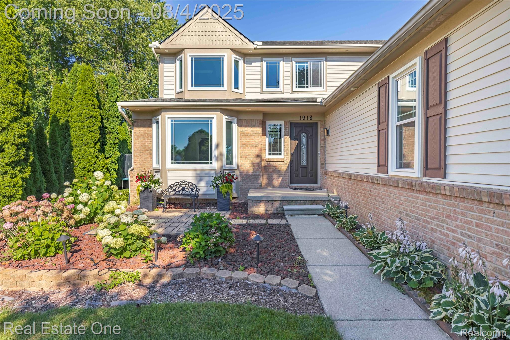 1918 PALMER DRIVE