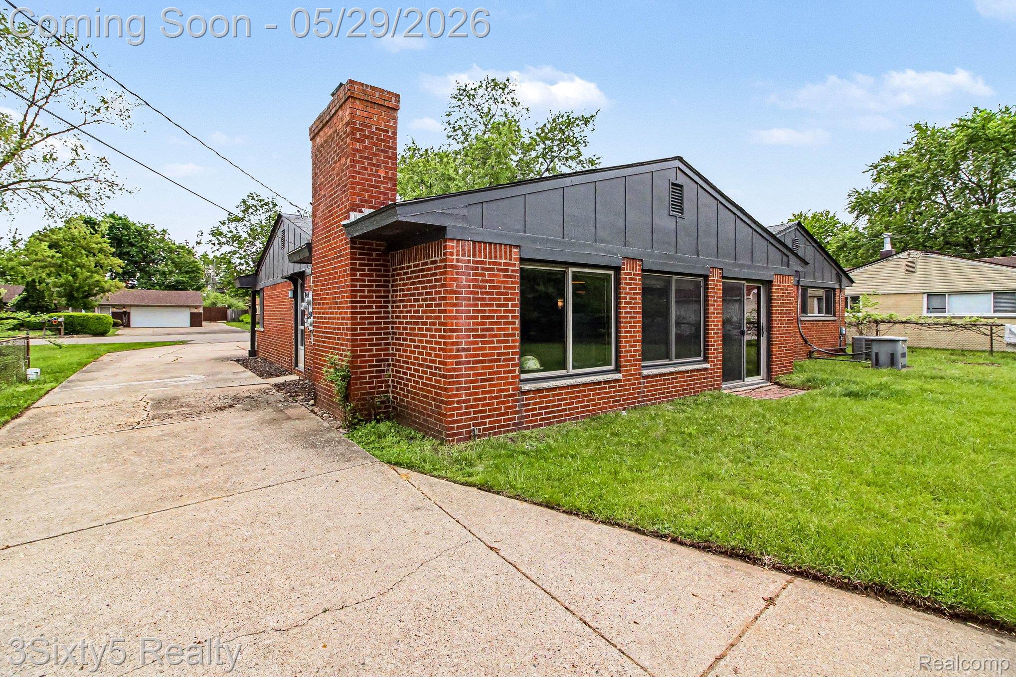 2198 Saint Joseph Street