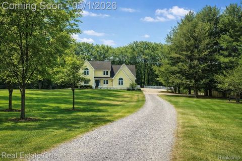 760 E Snell Road Oakland Charter Township MI 48306