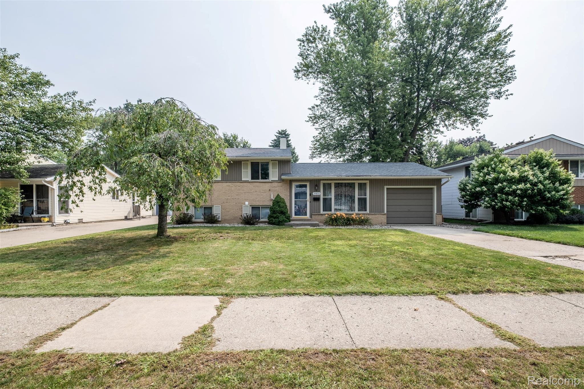 39856 Parklawn Drive