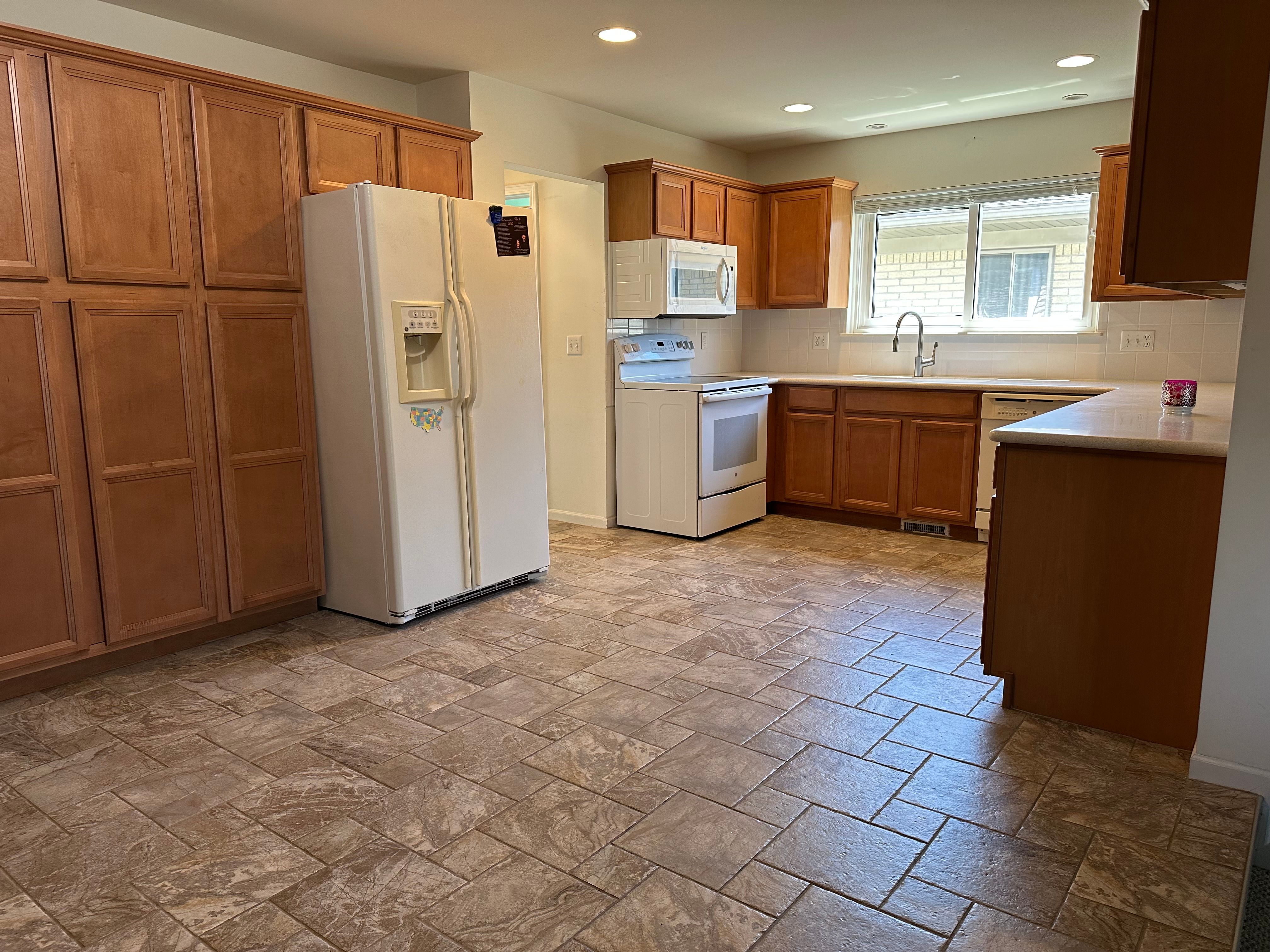 34111 BROOKSHIRE Drive