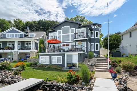 Photo of 515 S Gull Lake Drive, Ross Township, MI 49083 (MLS # 64026007244)