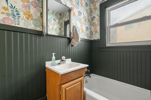 Tiny photo for 705 Dayton Avenue, Kalamazoo Charter Township, MI 49048 (MLS # 66026003336)