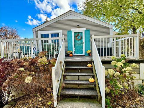 21140 E Glen Haven Circle Northville City MI 48167