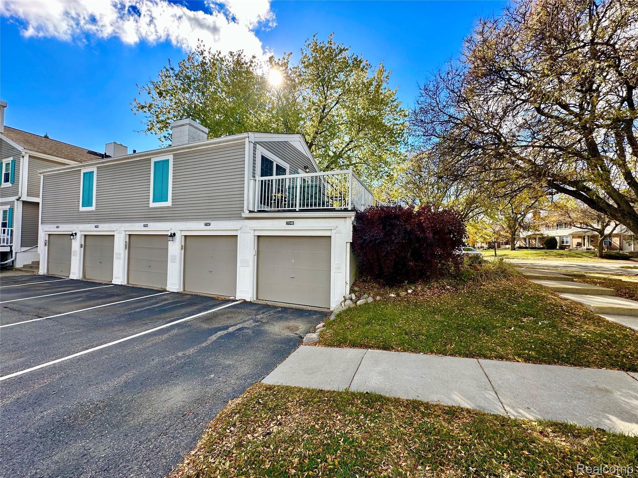 21140 E Glen Haven Circle