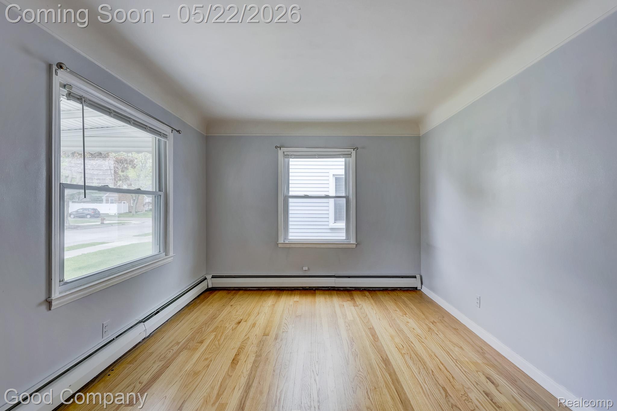 2011 Harwood Avenue