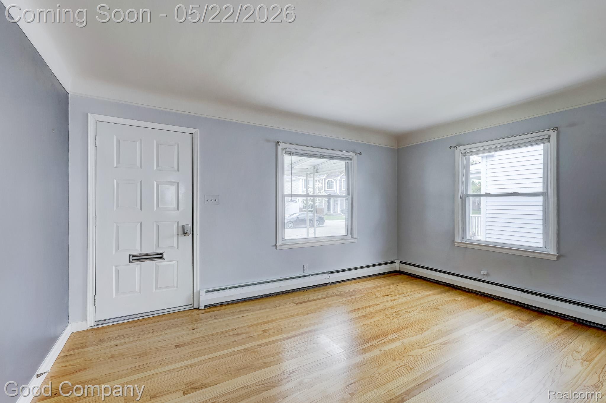 2011 Harwood Avenue