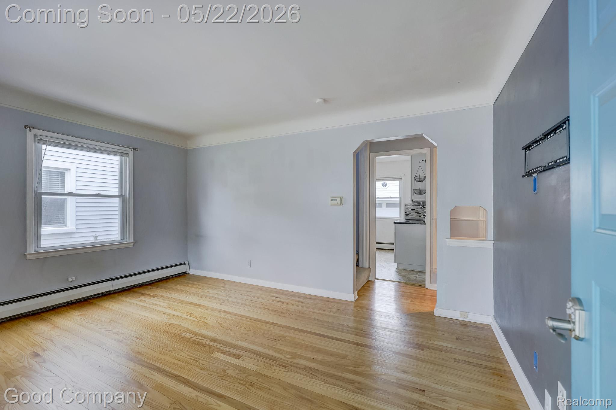 2011 Harwood Avenue