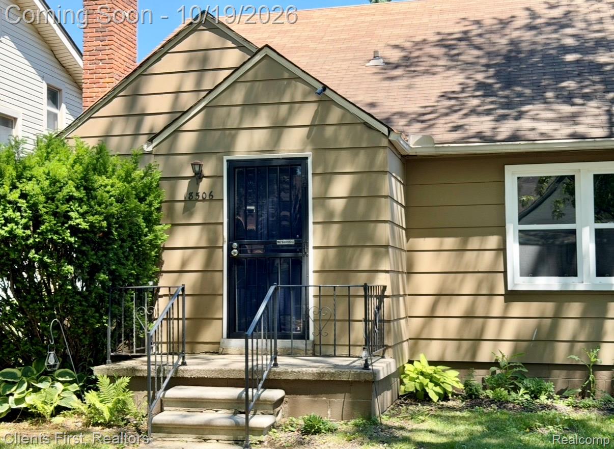 18506 Fenton Street