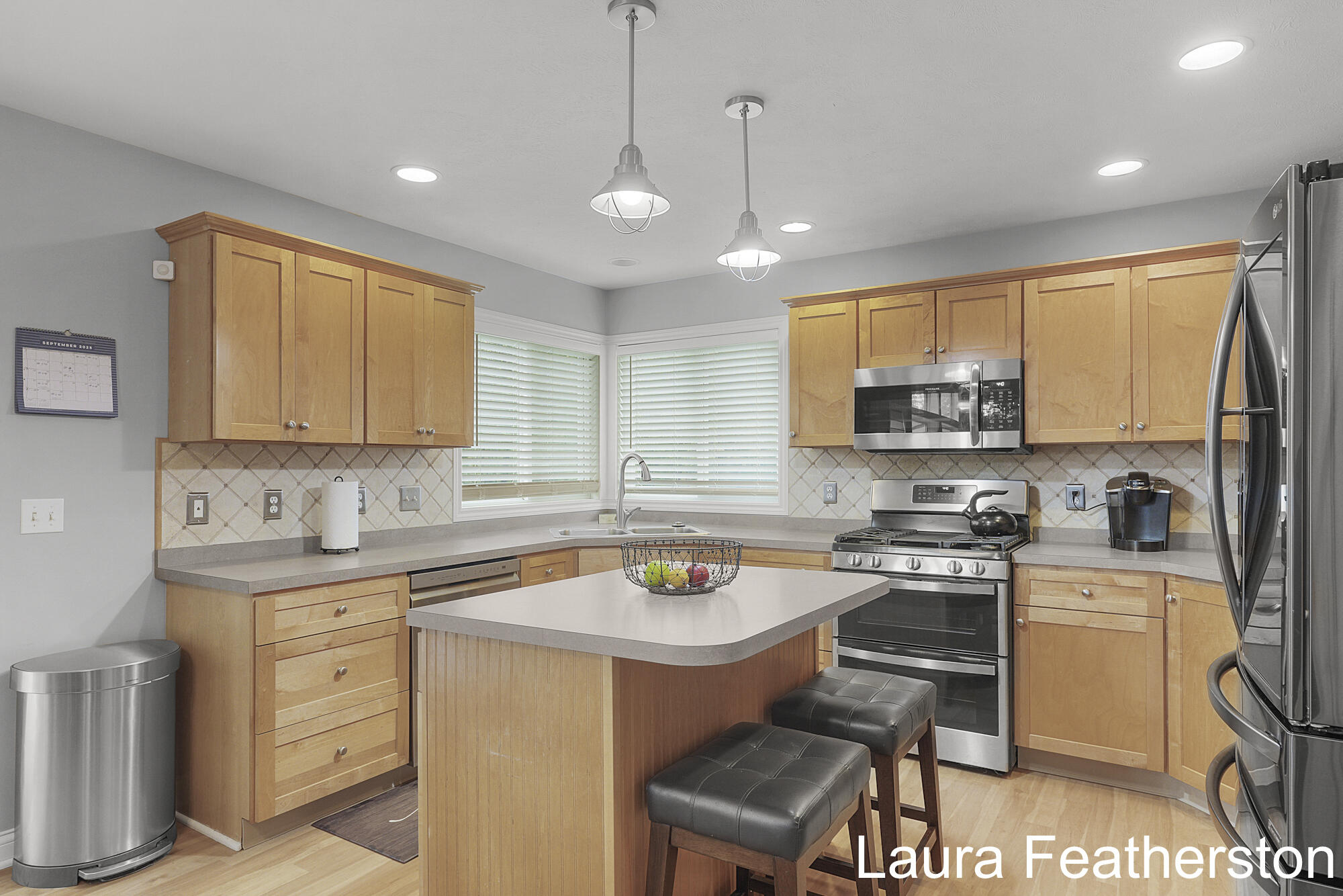 3467 North Meadow Grove Drive SE