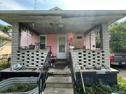 Photo for 2110 Broadway Boulevard