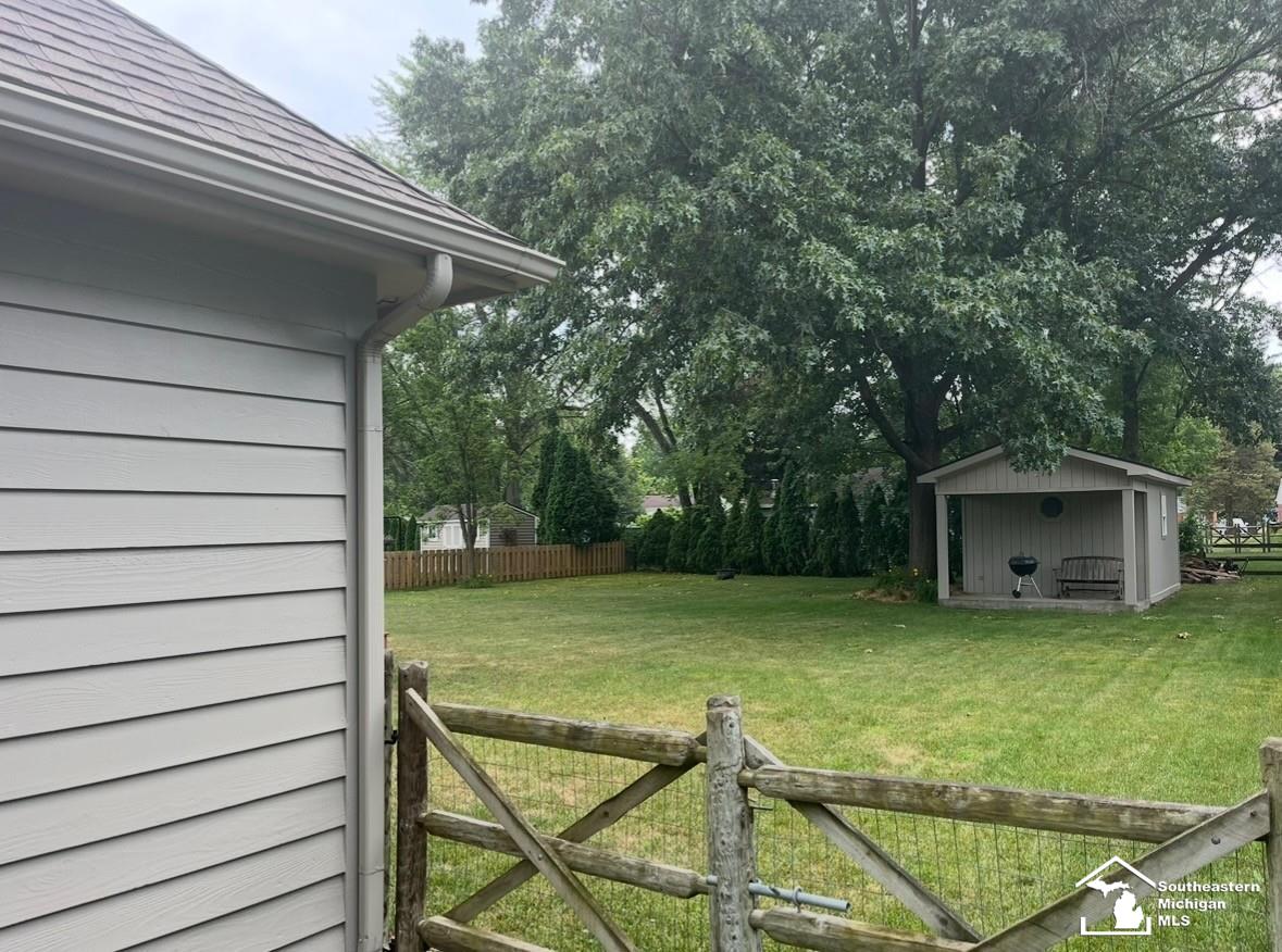 3405 Shadywood Drive