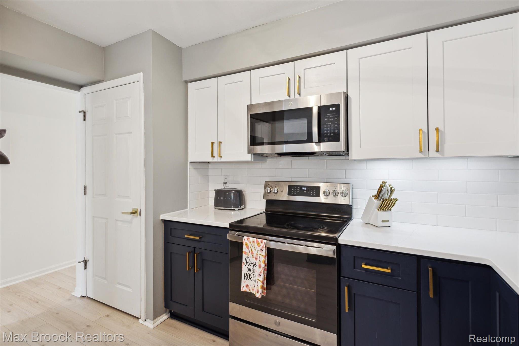 1131 INDIANWOOD Trail # 12