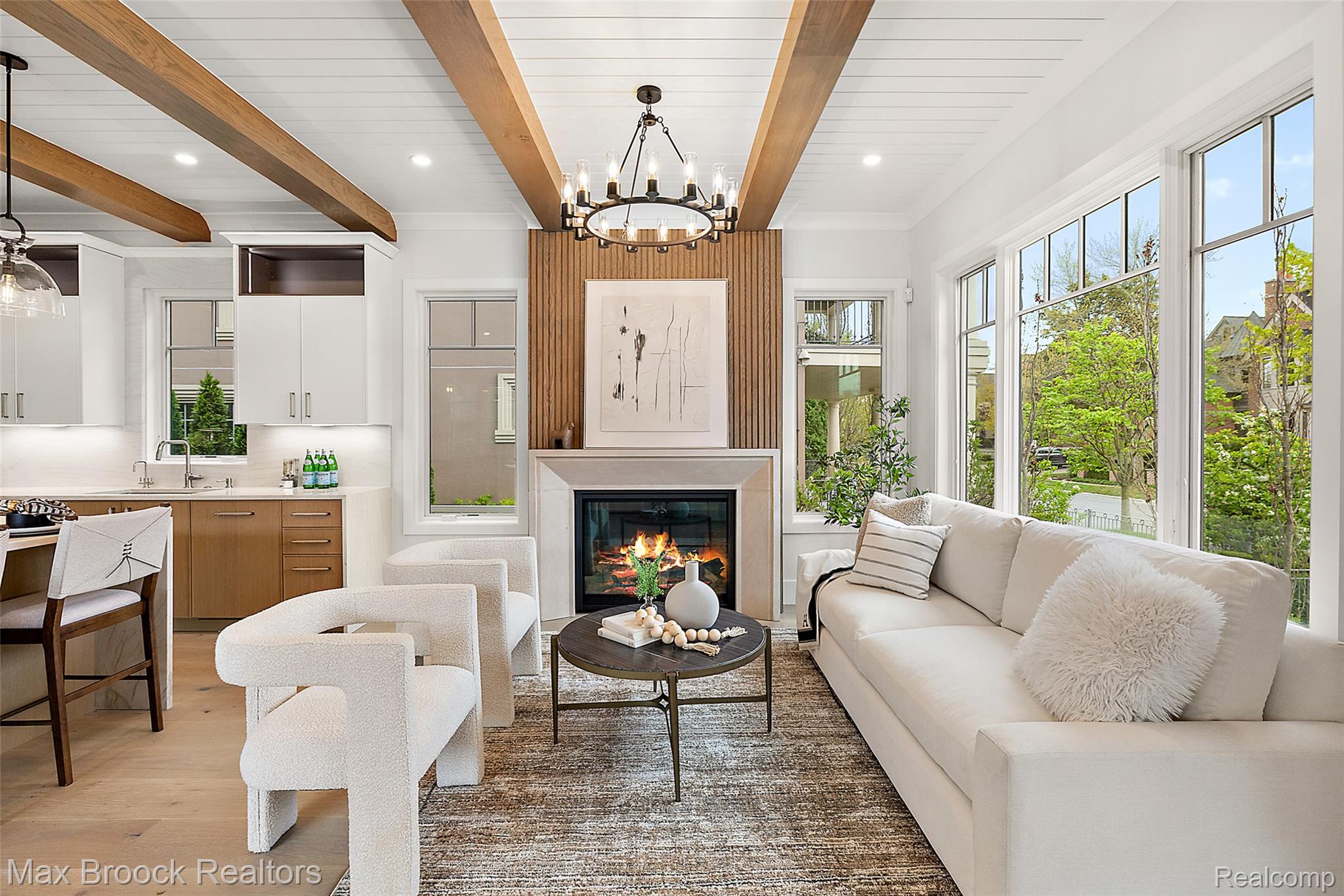 535 Henrietta Street