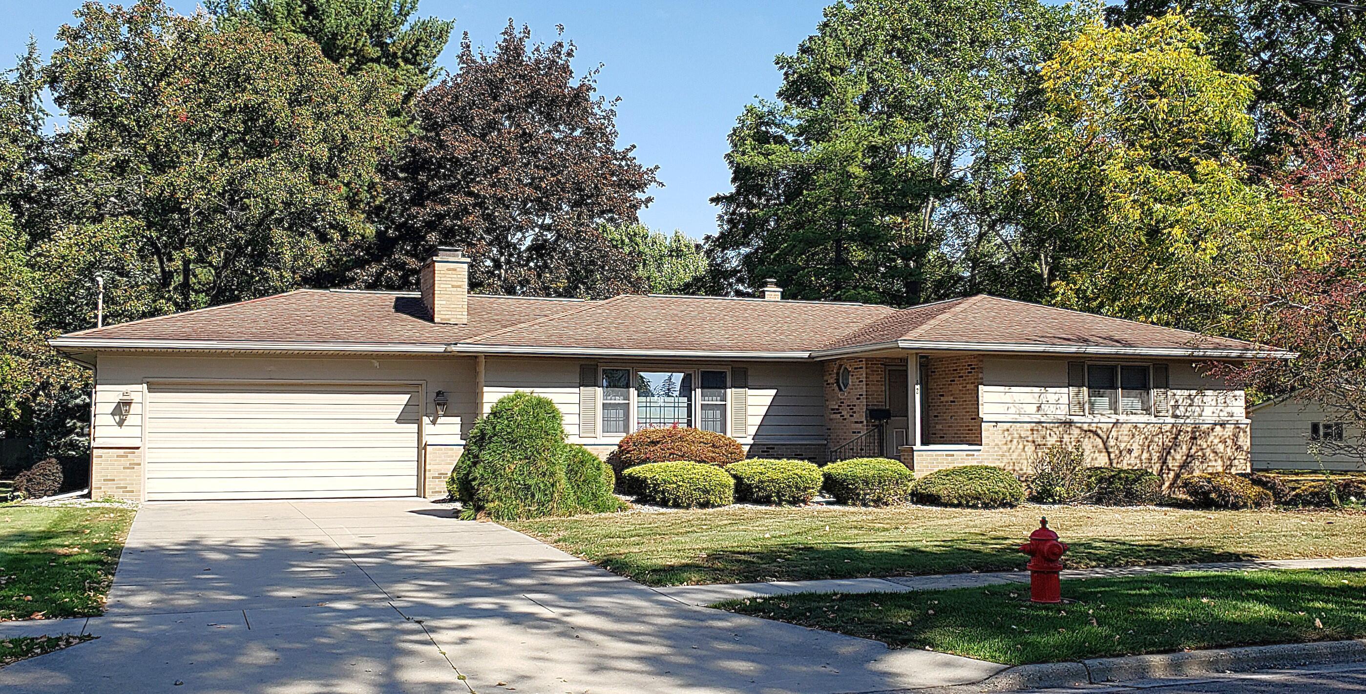 12 Bishop Avenue