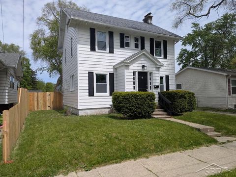 Photo of 1306 State Street, Saginaw City, MI 48602 (MLS # 61050208798)