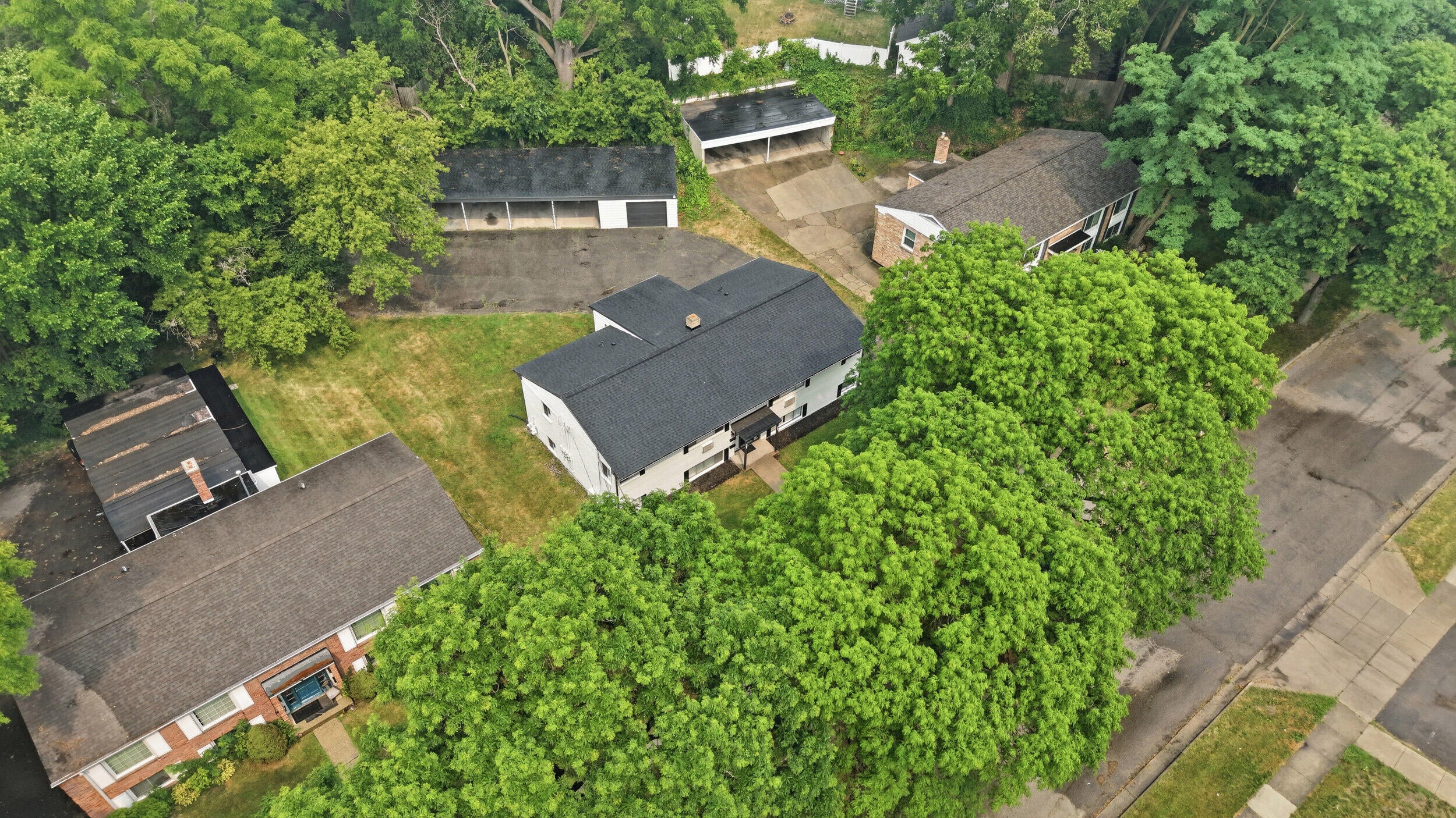 813 Carrier Creek Boulevard NE