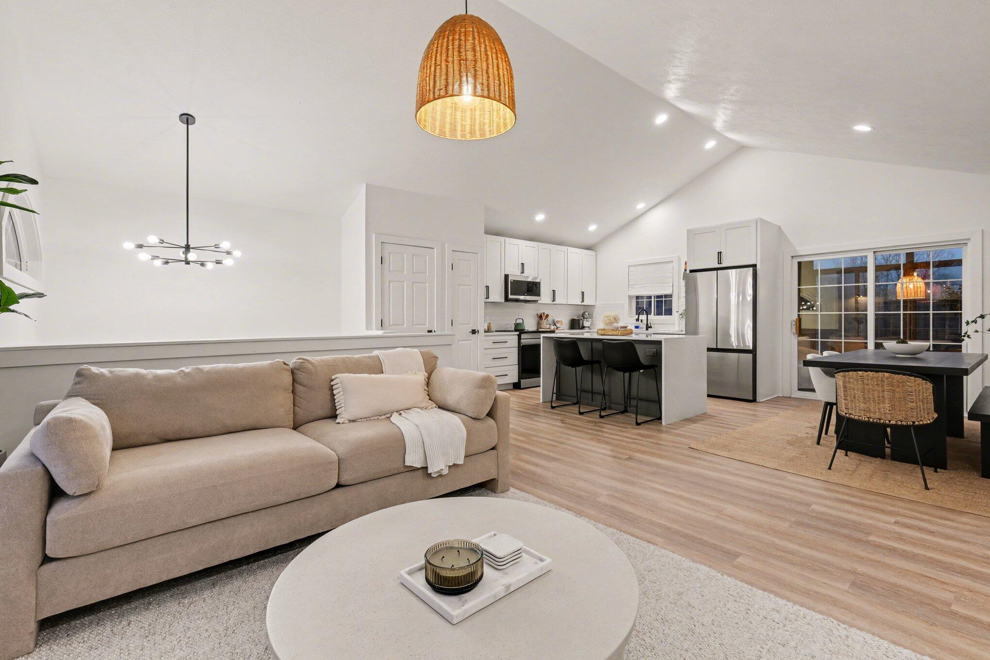 770 Brownwood Avenue NW