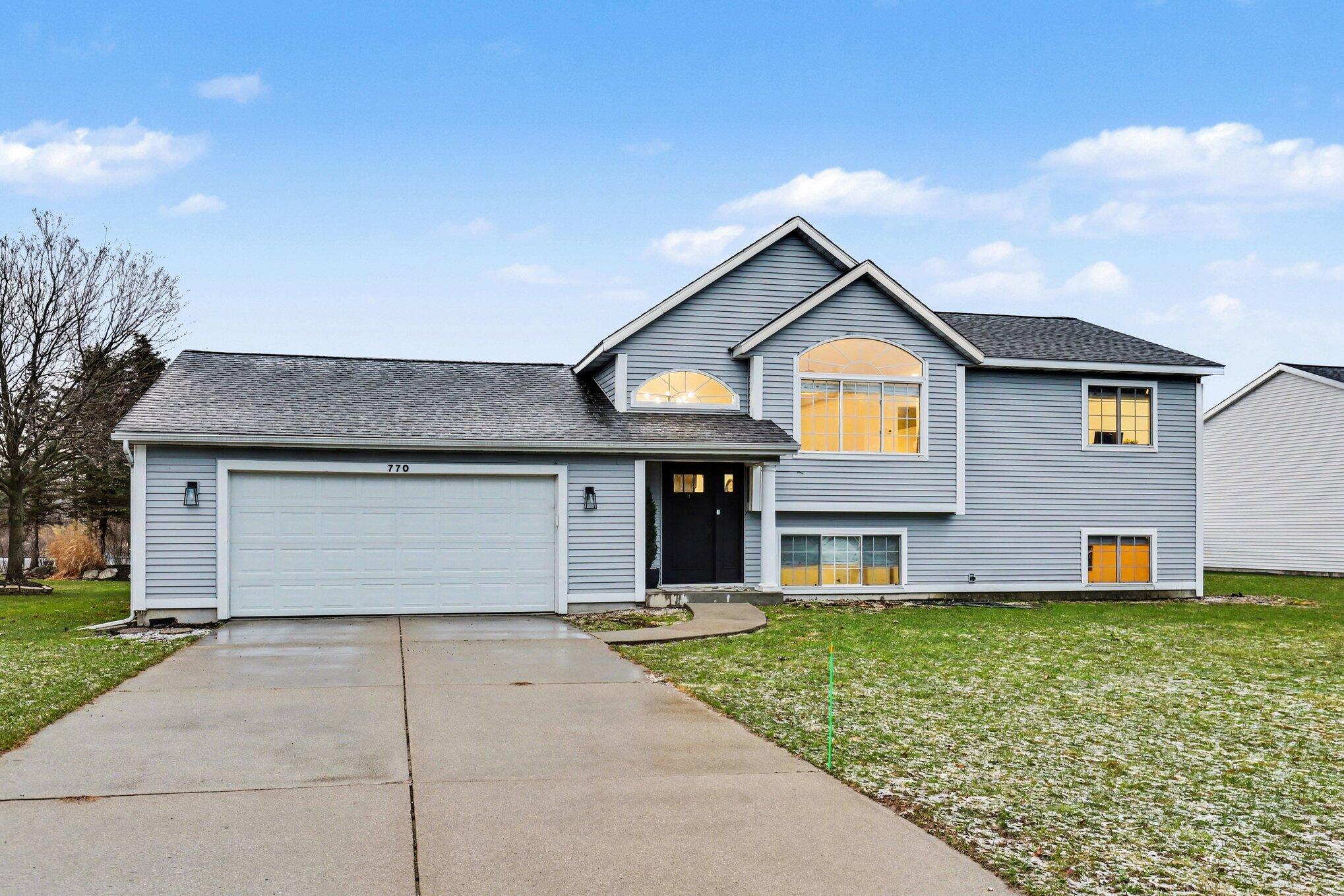 770 Brownwood Avenue NW