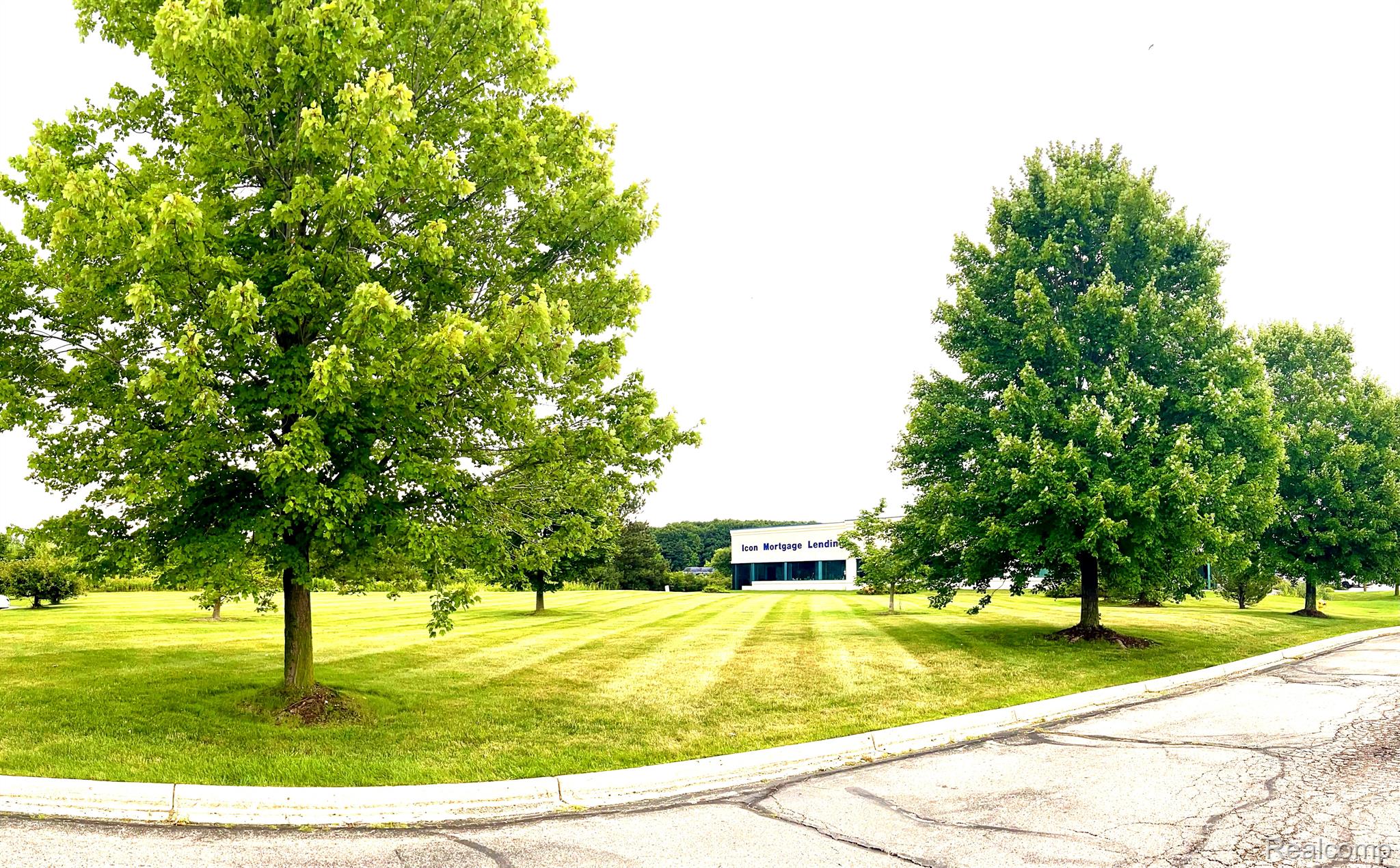 5131 Gateway Center Boulevard