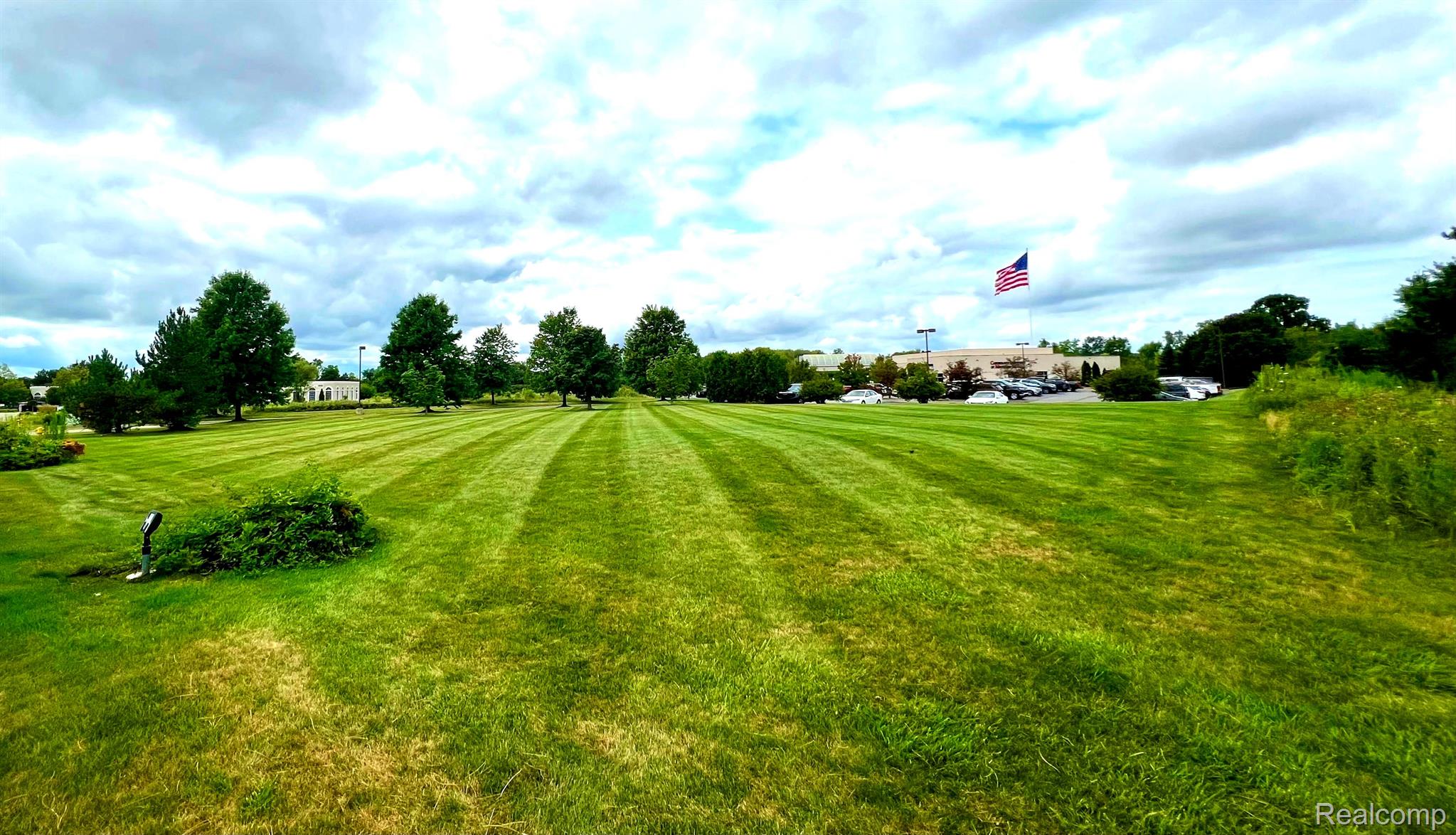 5131 Gateway Center Boulevard