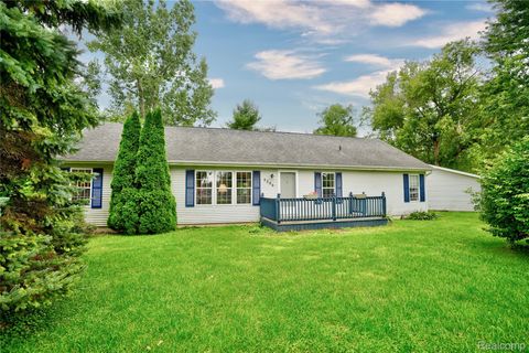 5206 Lippincott Boulevard Burton City MI 48519