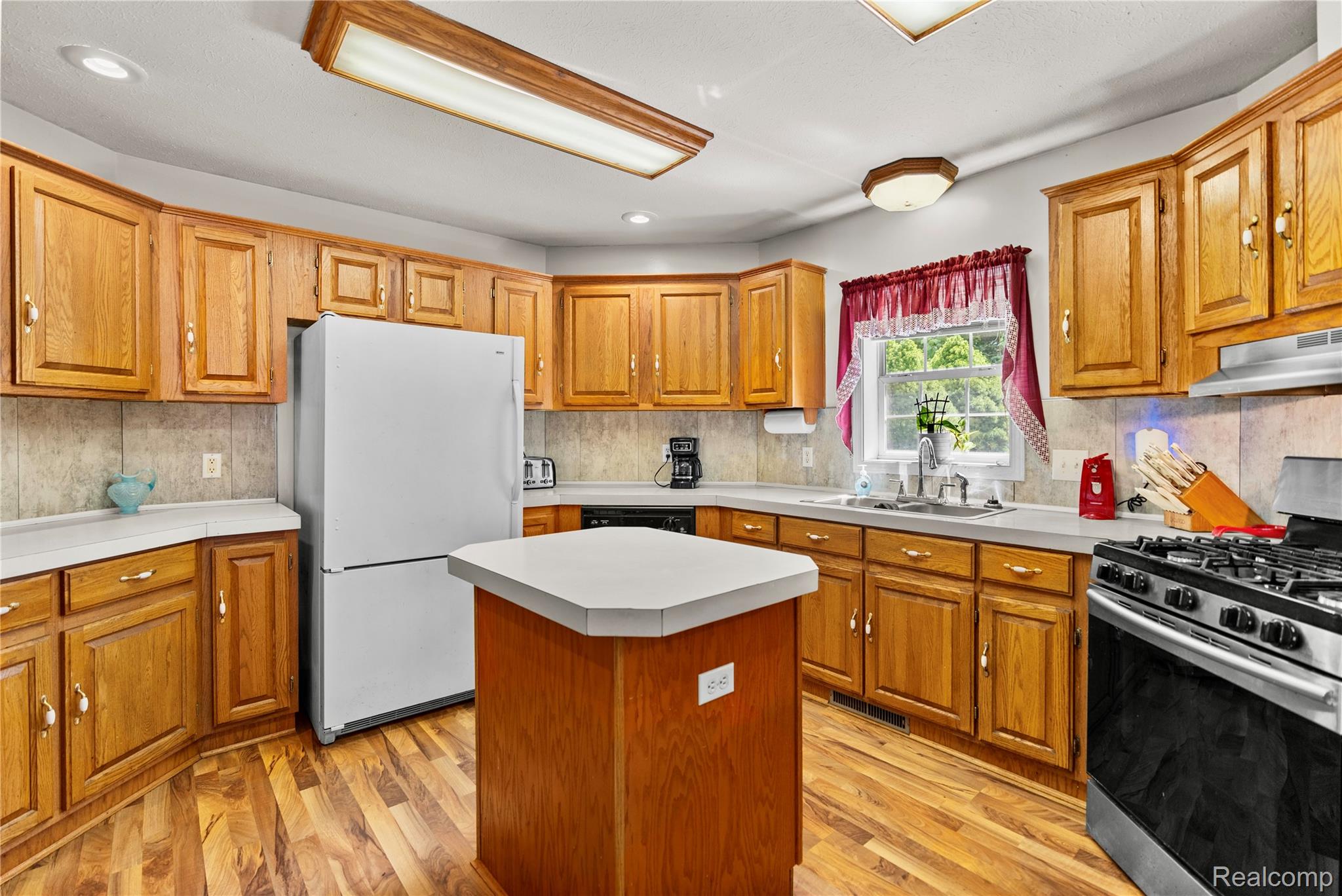 5206 Lippincott Boulevard