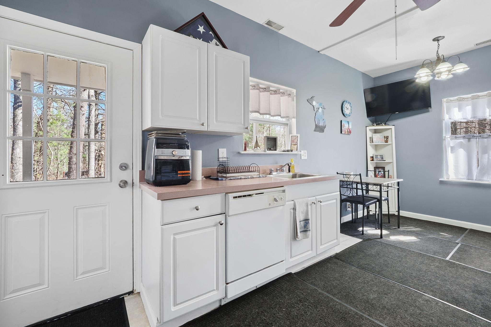 10518 Timberline Drive