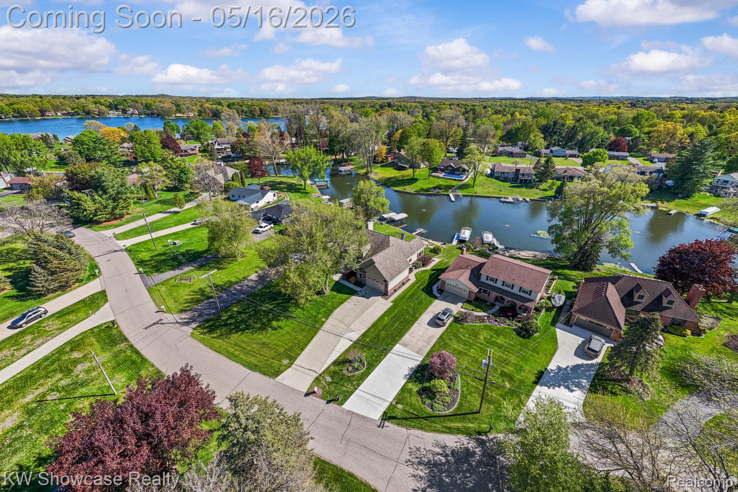 3348 Kingsway Drive