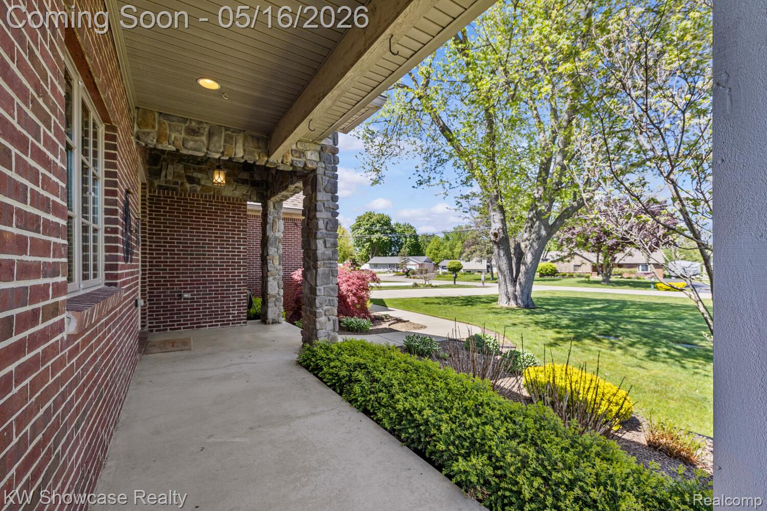 3348 Kingsway Drive