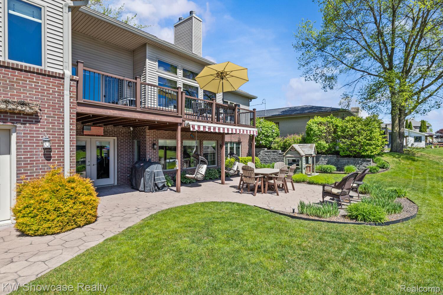 3348 Kingsway Drive