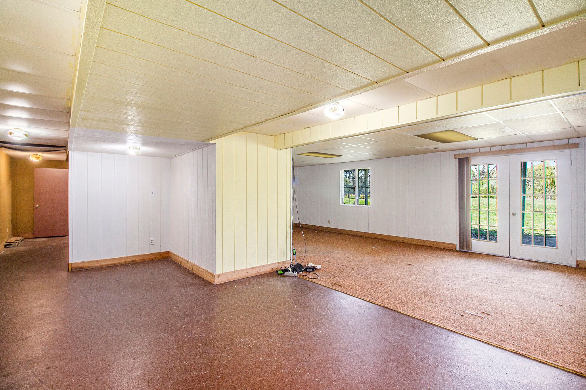 1148 W COOK Road