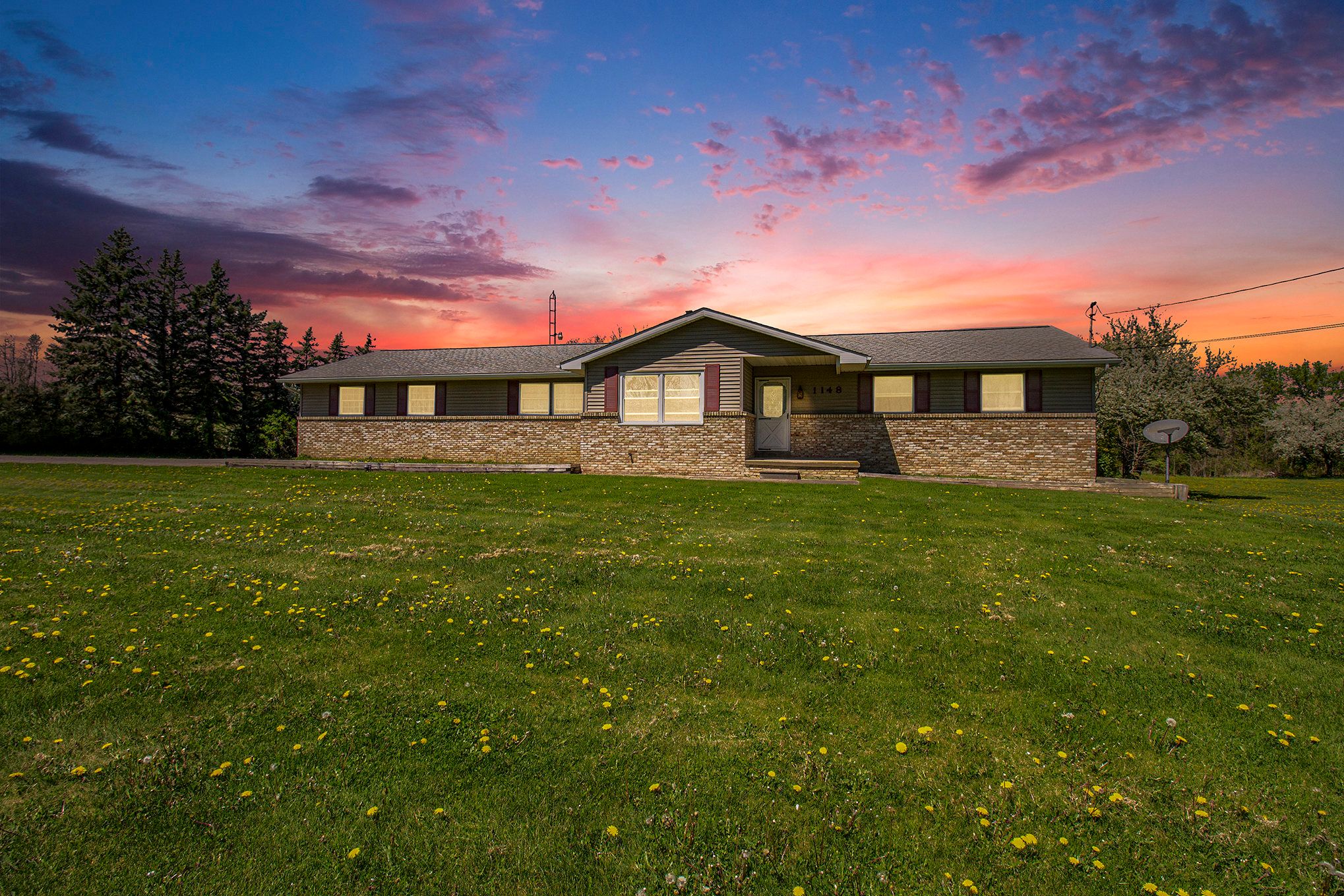 1148 W COOK Road