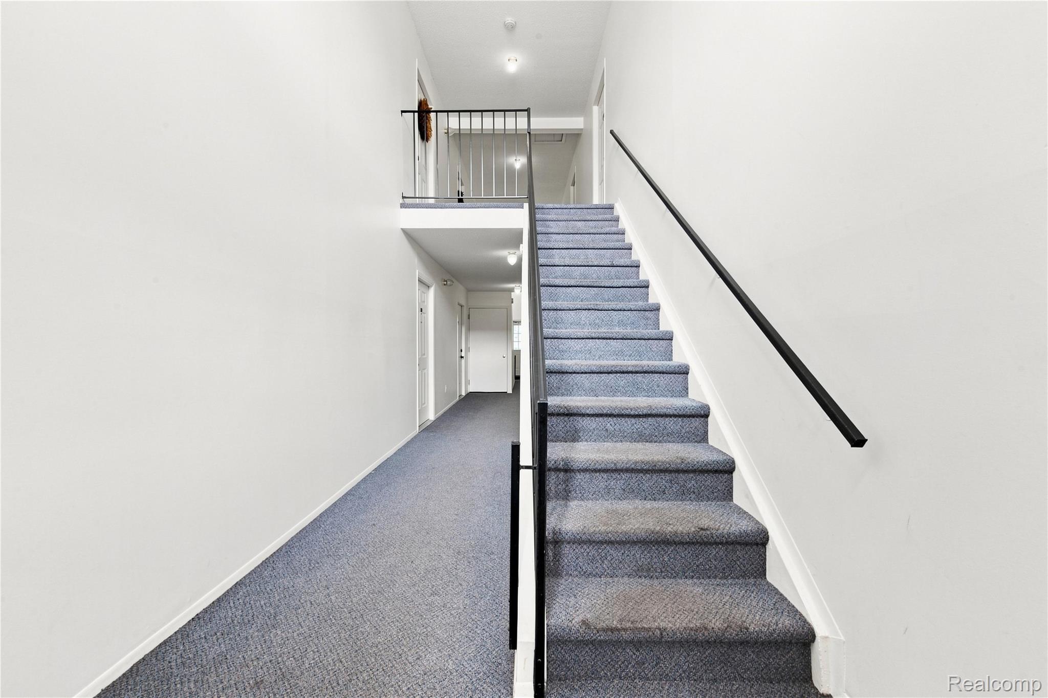 1116 Hillcrest Drive
