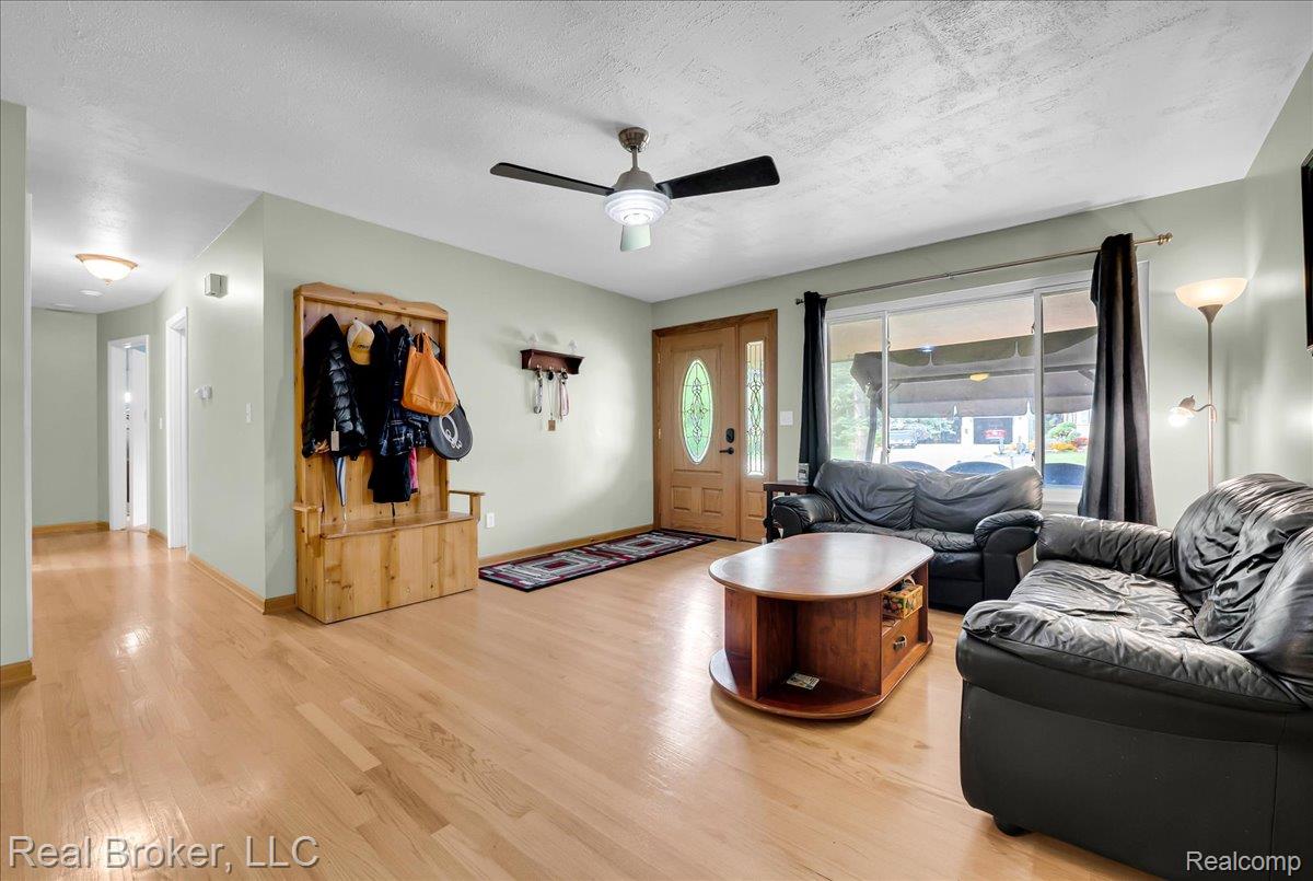 5214 Daniels Drive