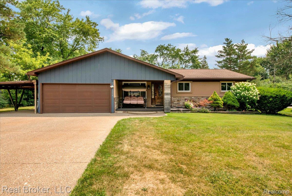 5214 Daniels Drive