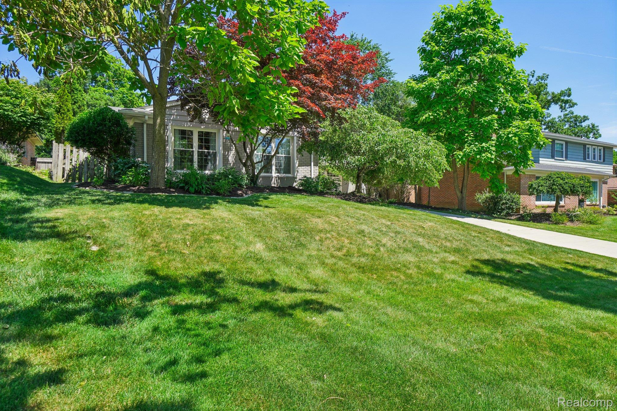 1424 Fairway Drive