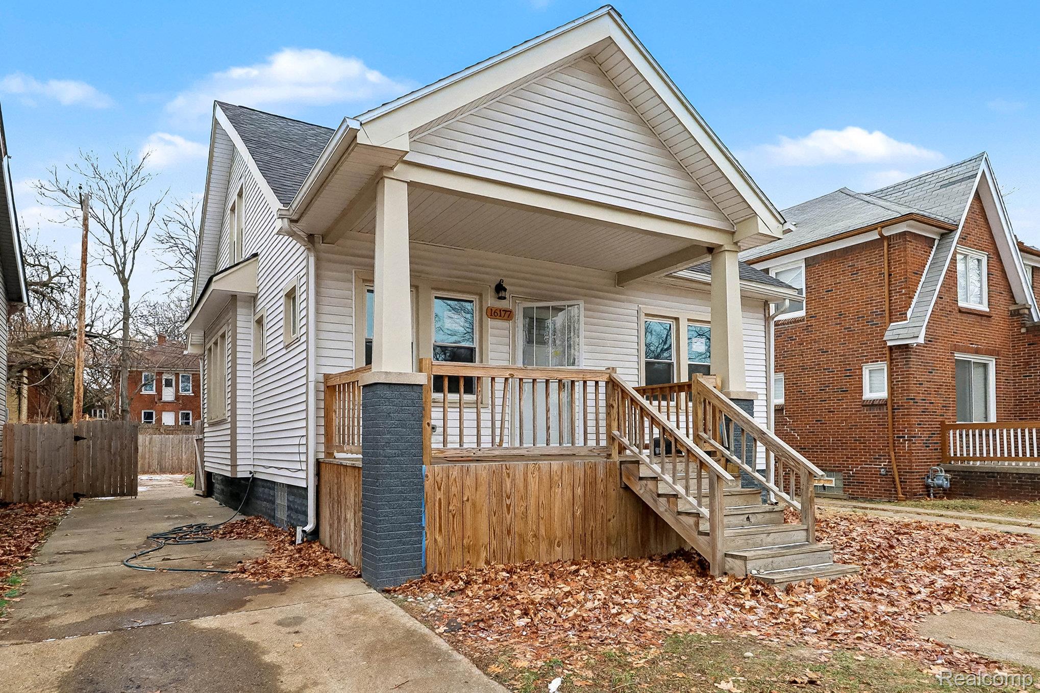 16177 Inverness Street