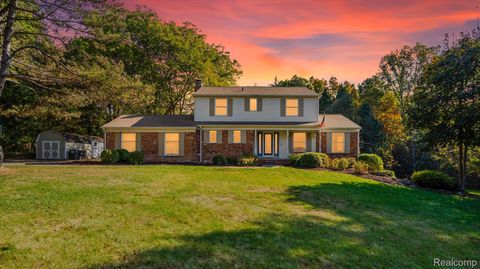 10180 Ellis Road Independence Charter Township MI 48348