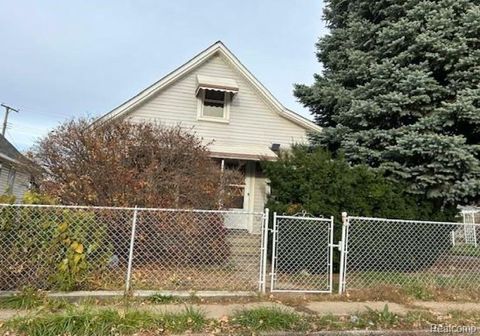 26 W Benson Street Ecorse City MI 48229