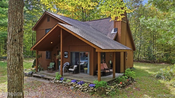 6209 WINTERHAVEN DR, ELMIRA, MI 49730 - Image d4bdb5825e02be06bfdc3985ca0e2d14/2676507950