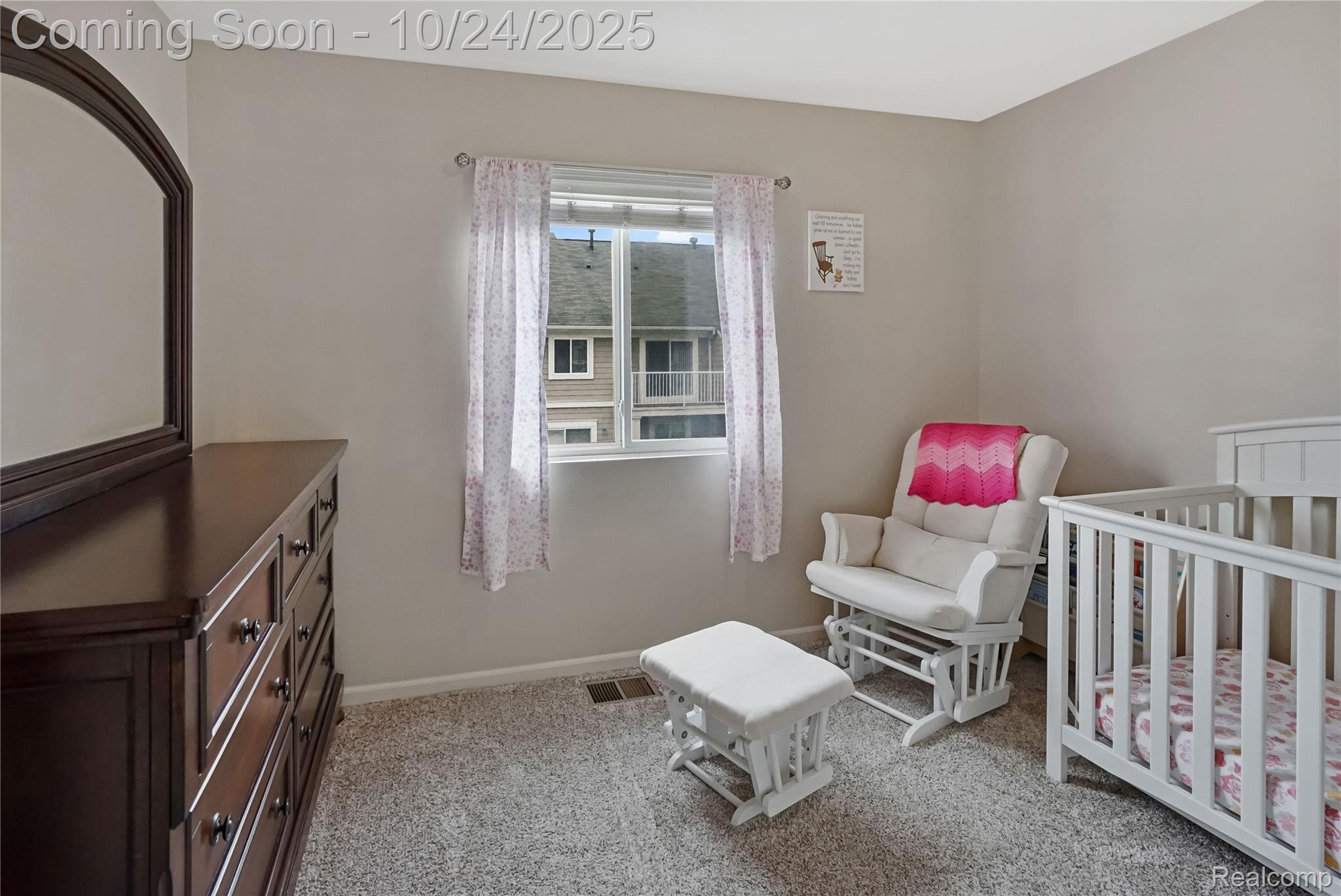 Troy City, Michigan 48083, United States, 2 Bedrooms Bedrooms, ,2 BathroomsBathrooms,Residential,Coming Soon,231270