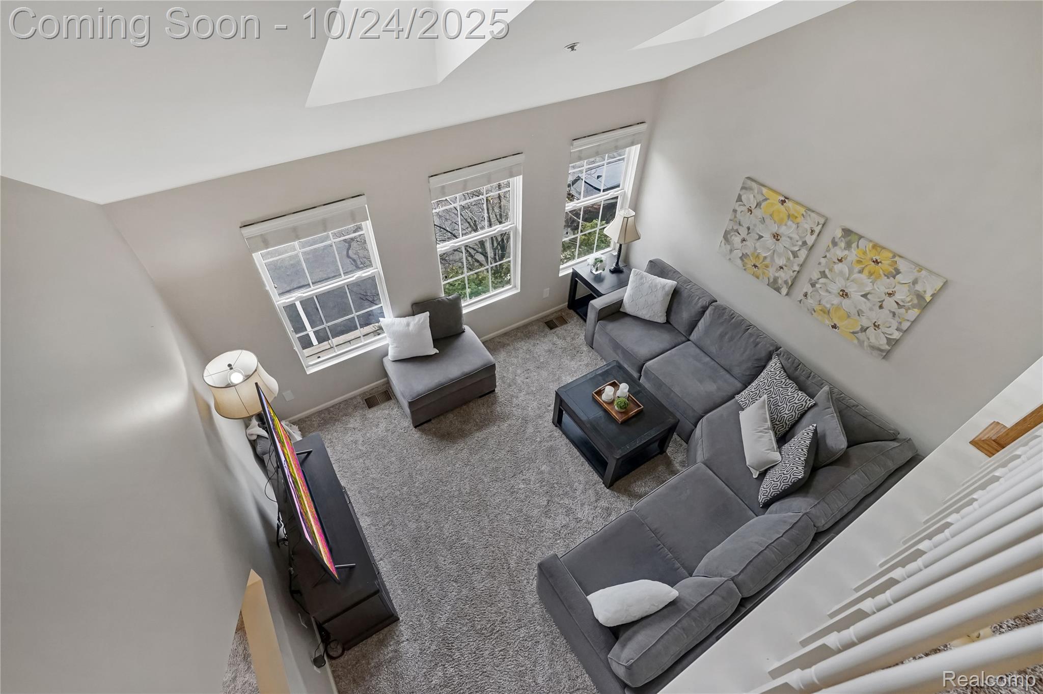 Troy City, Michigan 48083, United States, 2 Bedrooms Bedrooms, ,2 BathroomsBathrooms,Residential,Coming Soon,231270