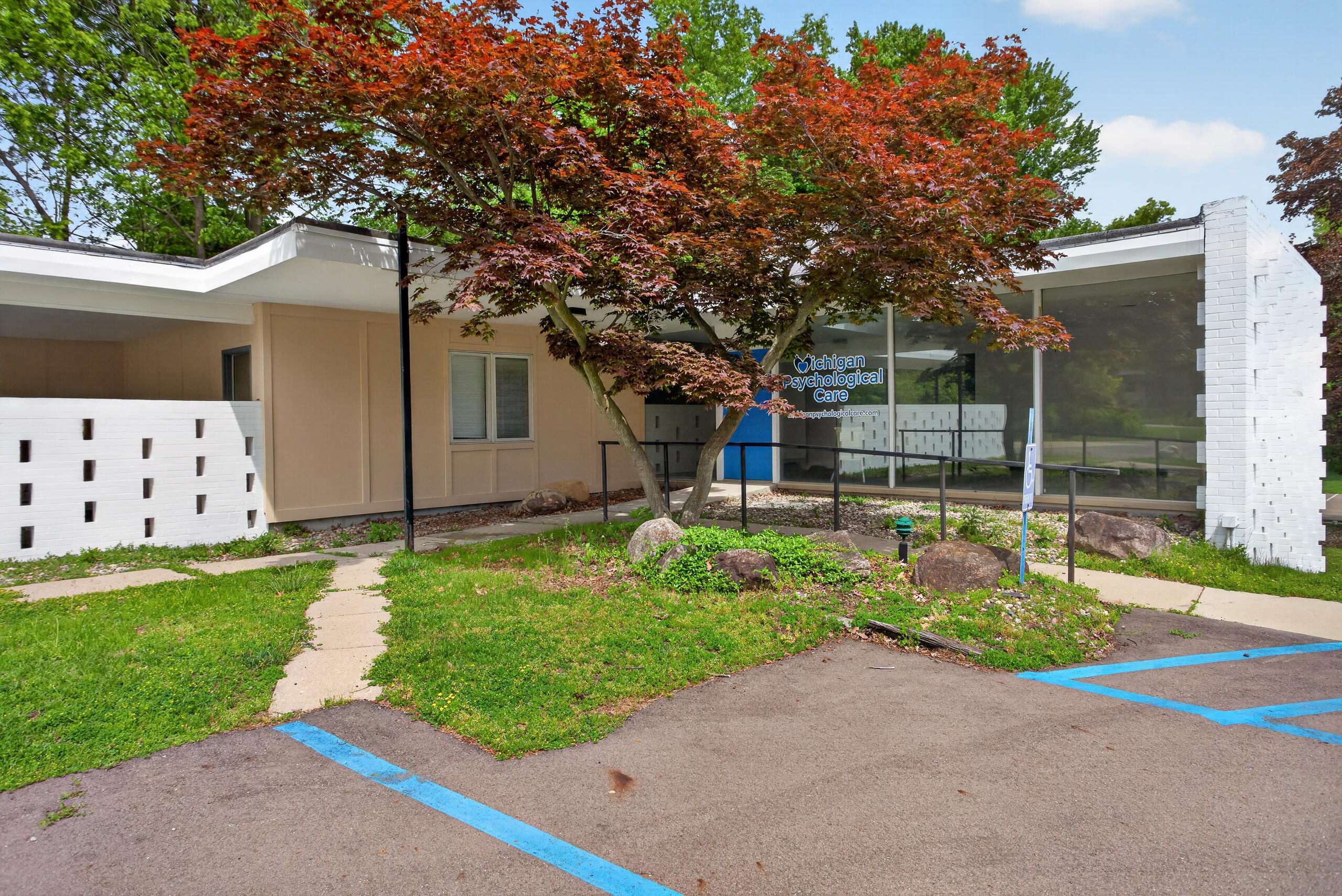 2532 Spring Arbor Road