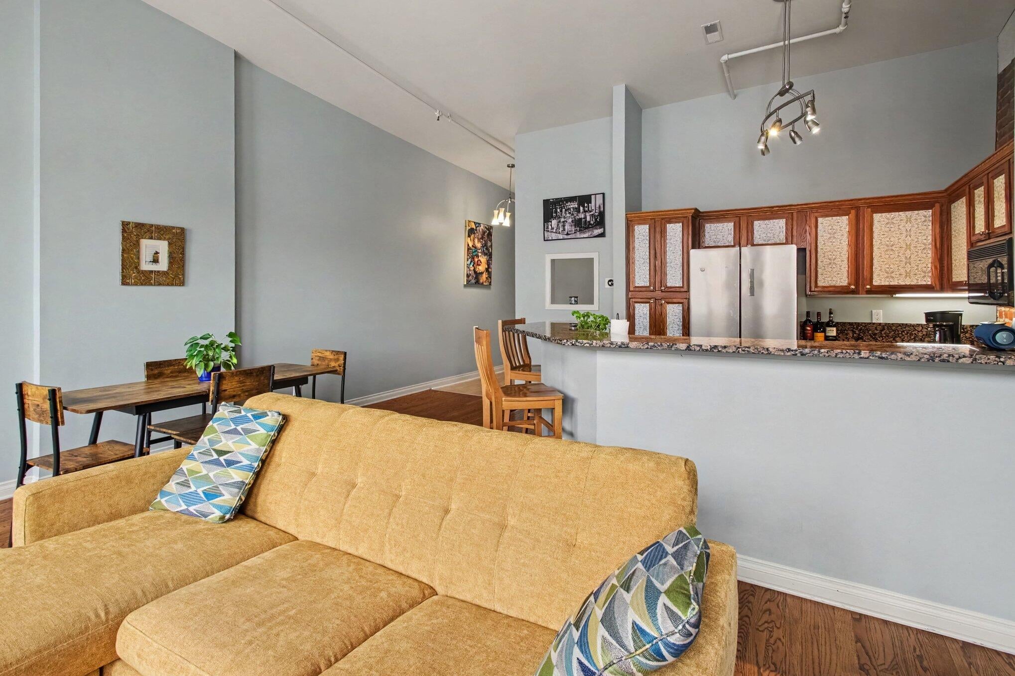 120 W Washington Street I
