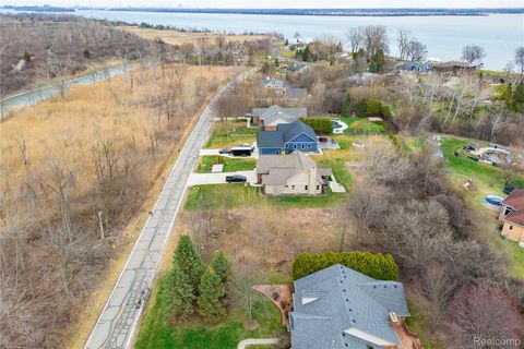129 Meridian Grosse Ile Township MI 48138