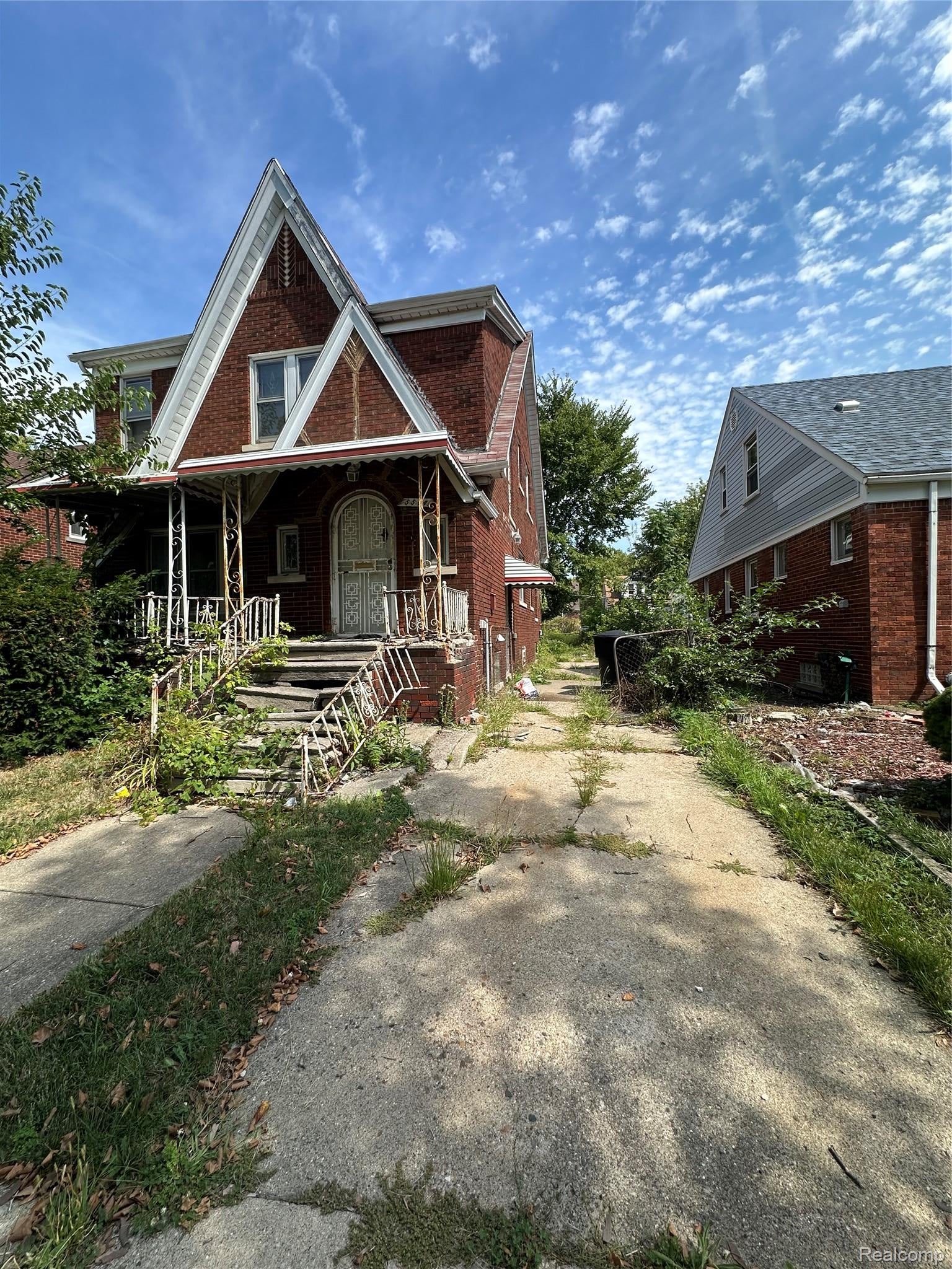 5544 Dickerson Street