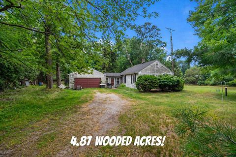 1103 W Mt Garfield Road Norton Shores City MI 49441