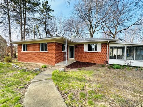 46910 CHERRY HILL Road Canton Charter Township Wayne MI 48187